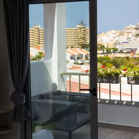 Apartman La Casa De Playa - Atico Con Jacuzzi Y Vista Mar Los Cristianos