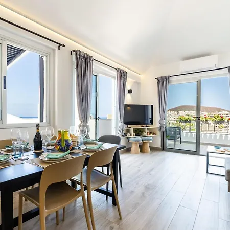 Appartamento La Casa De Playa - ático Con Jacuzzi Y Vista Mar *