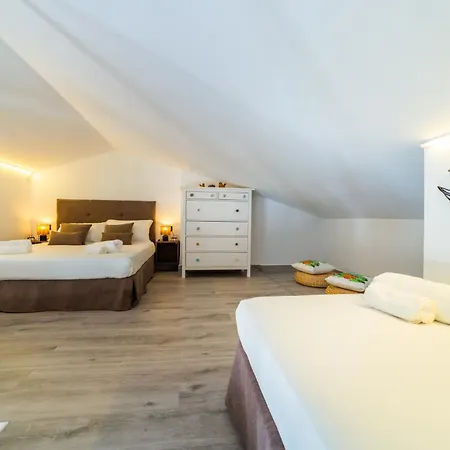 Appartamento La Casa De Playa - ático Con Jacuzzi Y Vista Mar