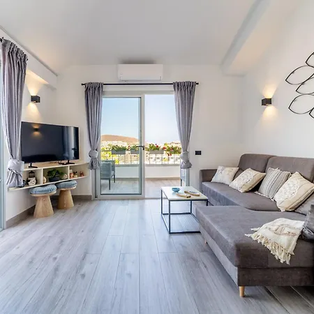 La Casa De Playa - ático Con Jacuzzi Y Vista Mar Los Cristianos (Tenerife)