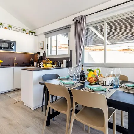 La Casa De Playa - ático Con Jacuzzi Y Vista Mar Appartamento